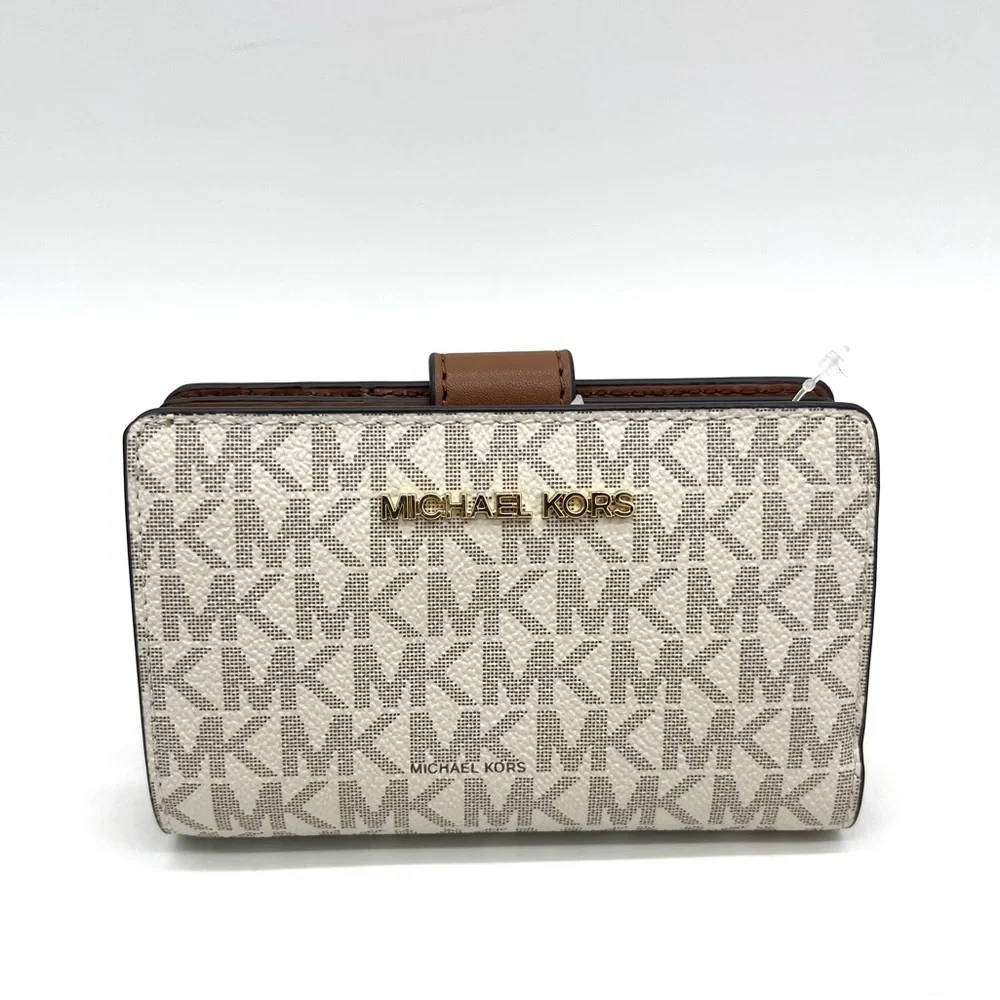 Michael Kors Medium Corner Zip Wallet - Picture 2 of 8